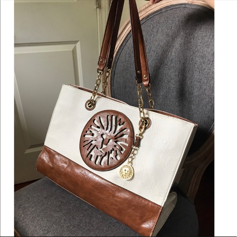 🎀 ANNE KLEIN TOTE 🎀